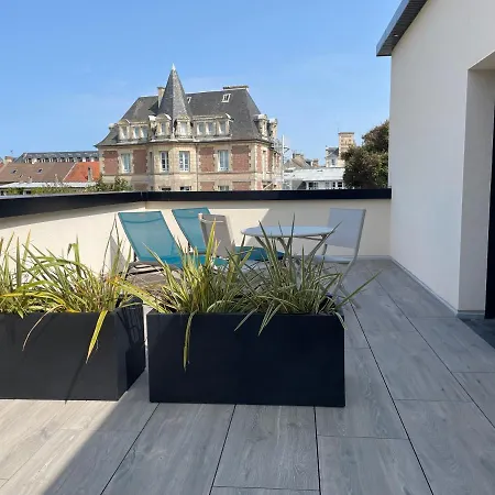 Au Charme Des Marees * Льон-сюр-Мер