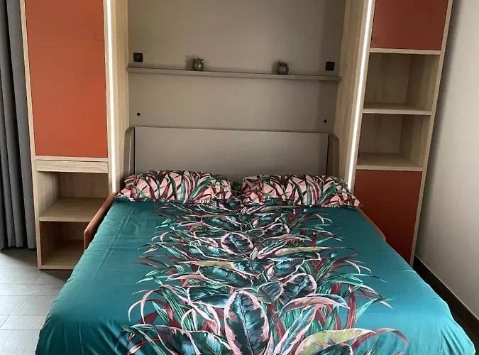 Au Charme Des Marees *