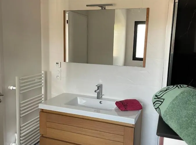 Au Charme Des Marees Apartment *